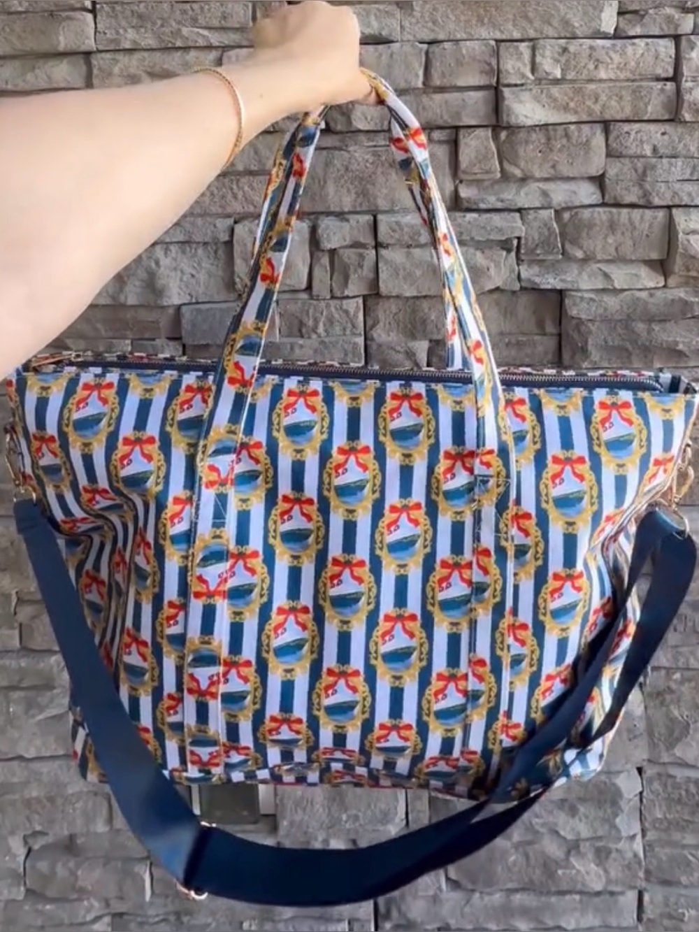 Disney Cruise Line Tote Bag with Bow Frame Print